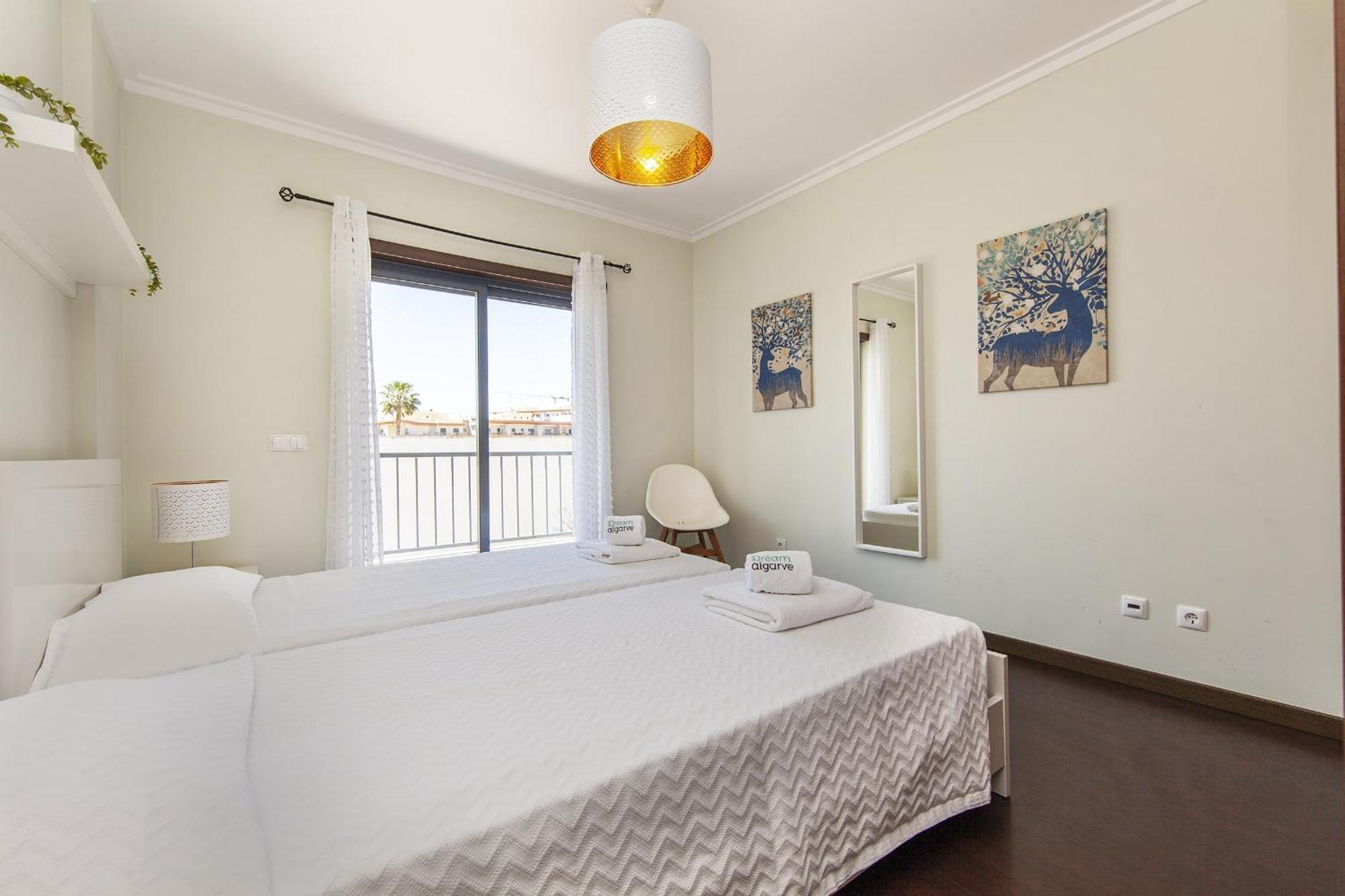 B03 - Luxury 2 Bed Lagos Marina Buitenkant foto